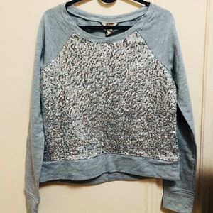 Gray Glitter scoop neck sweat shirt